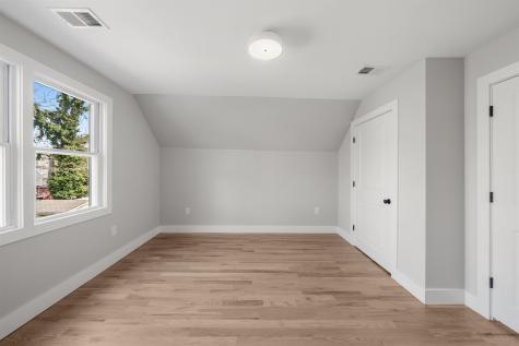 5 Pavonia Court Bayonne NJ 07002