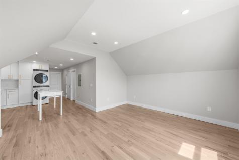 5 Pavonia Court Bayonne NJ 07002