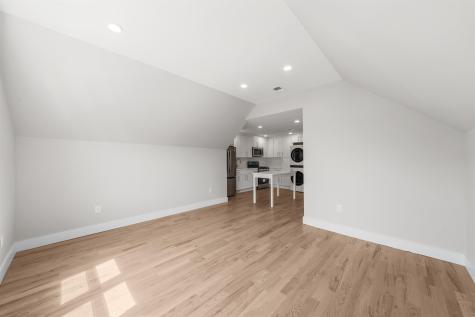 5 Pavonia Court Bayonne NJ 07002