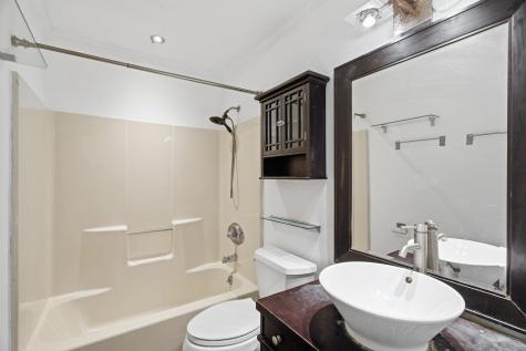 41 Coriander Way Englewood NJ 07631