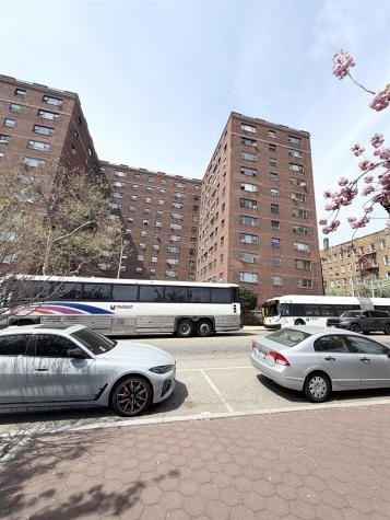 6515 Boulevard East West New York NJ 07093