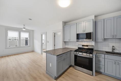 42 West 47th Street Bayonne NJ 07002