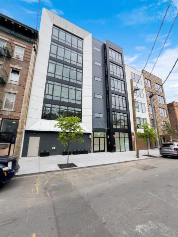 30.3 Vroom Street Jersey City NJ 07306
