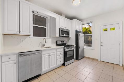 114 Shippen Street Weehawken NJ 07086