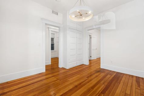 114 Shippen Street Weehawken NJ 07086