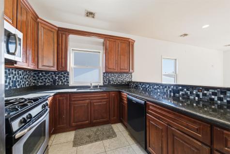 54 Laidlaw Avenue Jersey City NJ 07306