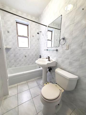 34 74th Street North Bergen NJ 07047