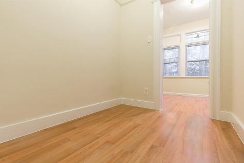 342 Avenue E Bayonne NJ 07002
