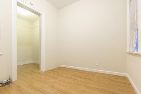 342 Avenue E Bayonne NJ 07002