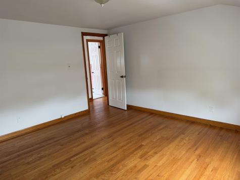654 Chase Avenue Lyndhurst NJ 07071