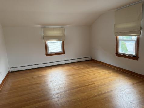 654 Chase Avenue Lyndhurst NJ 07071