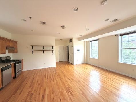 687 Avenue A Bayonne NJ 07002
