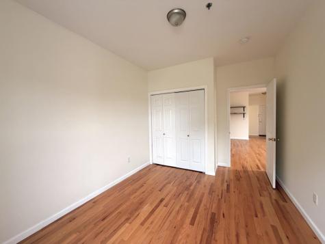 687 Avenue A Bayonne NJ 07002
