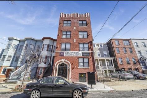 32 Magnolia Avenue Jersey City NJ 07306