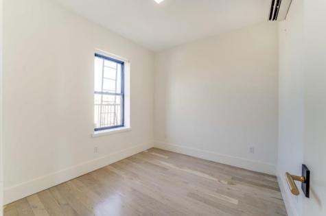 32 Magnolia Avenue Jersey City NJ 07306