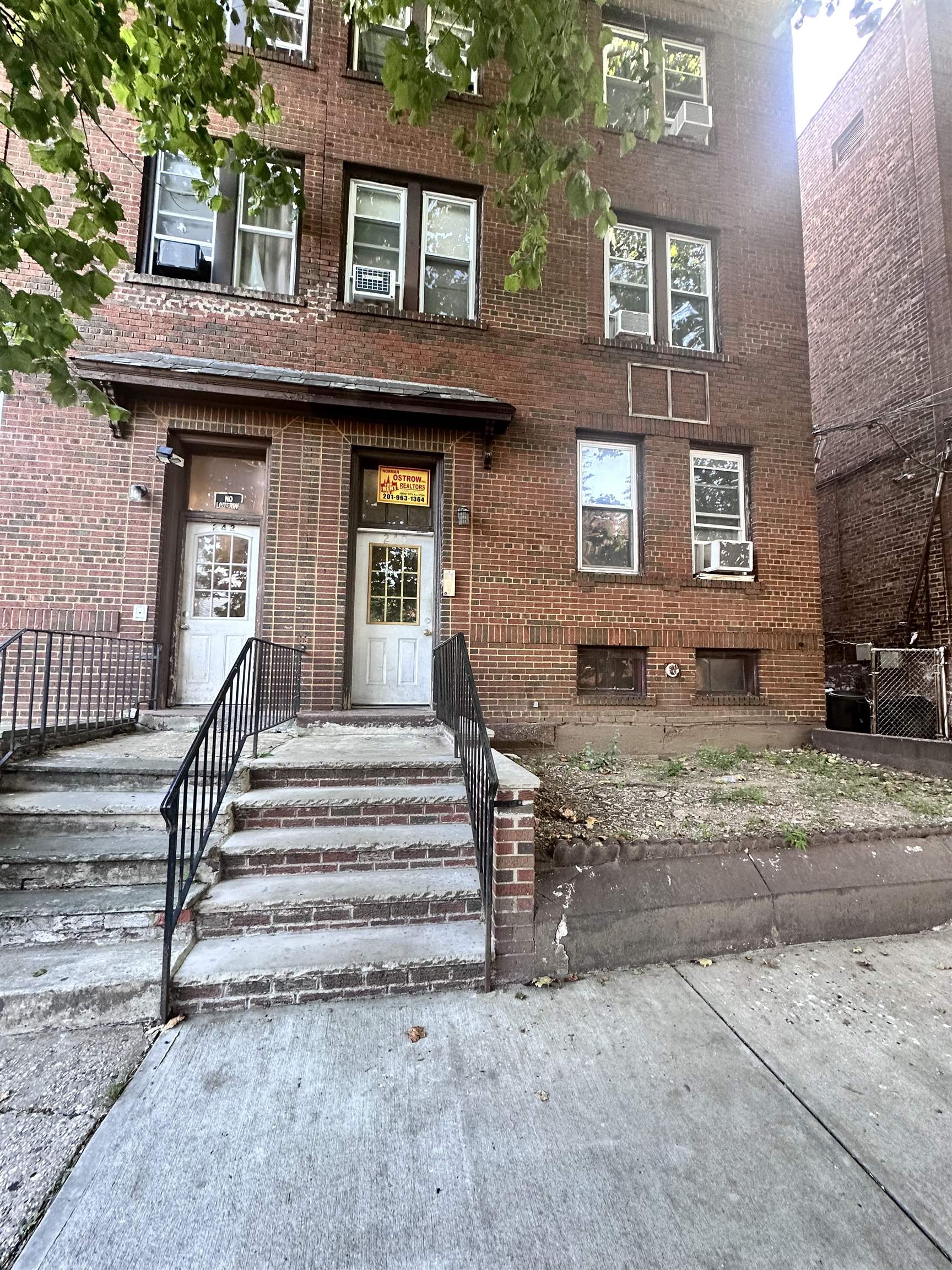 240 Lexington Avenue Jersey City NJ 07304