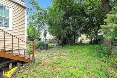 20 Gardner Avenue Jersey City NJ 07304