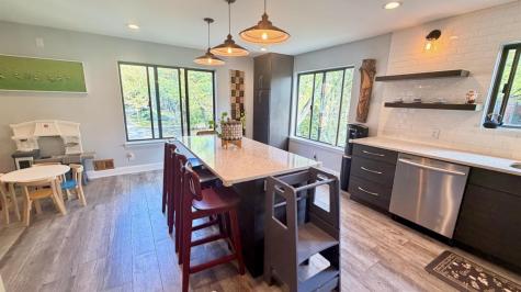 302 Sunset Key Secaucus NJ 07094