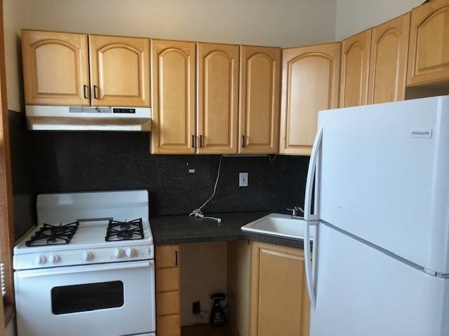 212 Dodd Street Weehawken NJ 07086