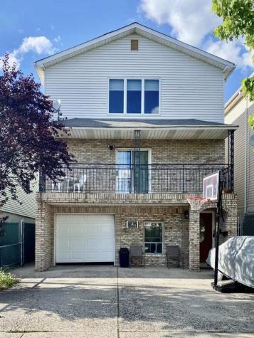 97 Oak Street Bayonne NJ 07002
