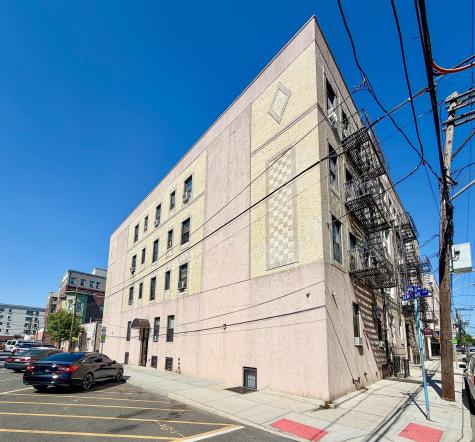 6311 Dewey Avenue West New York NJ 07093
