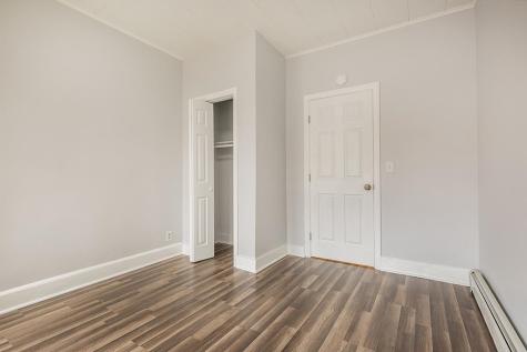 342 Avenue E Bayonne NJ 07002