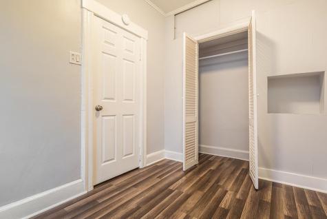342 Avenue E Bayonne NJ 07002