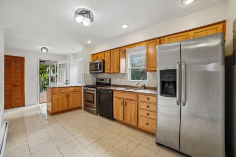 416 74th Street North Bergen NJ 07047