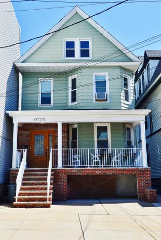 346 Avenue C Bayonne NJ 07002