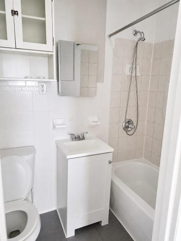 375 Mountain Road Union City NJ 07087