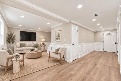 13 Laurel Court Jersey City NJ 07302