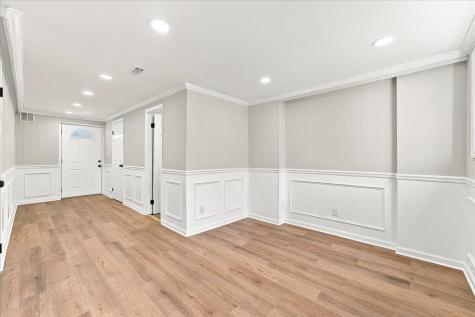 13 Laurel Court Jersey City NJ 07302