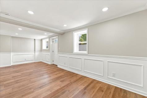 13 Laurel Court Jersey City NJ 07302