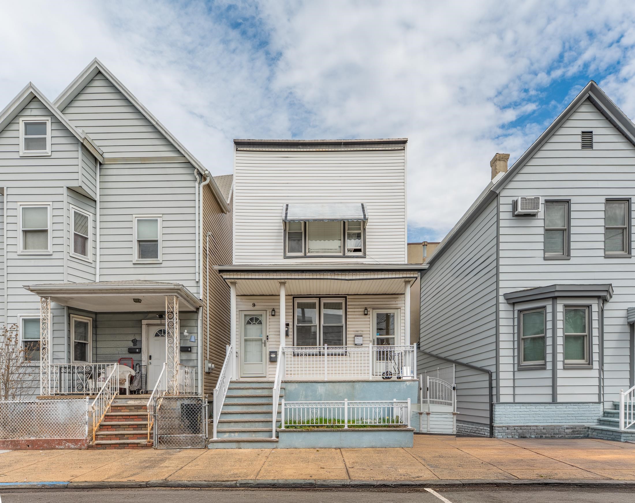 9 West 15th Street Bayonne NJ 07002