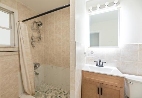 9 West 15th Street Bayonne NJ 07002