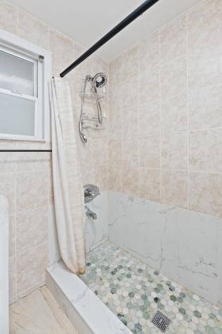 9 West 15th Street Bayonne NJ 07002