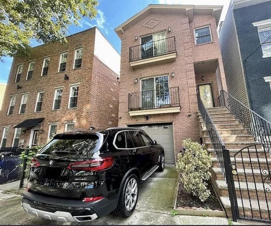 49 Washburn Street Jersey City NJ 07306