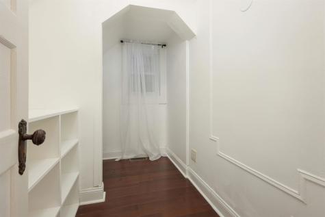 85 West 46th Street Bayonne NJ 07002