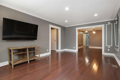 85 West 46th Street Bayonne NJ 07002