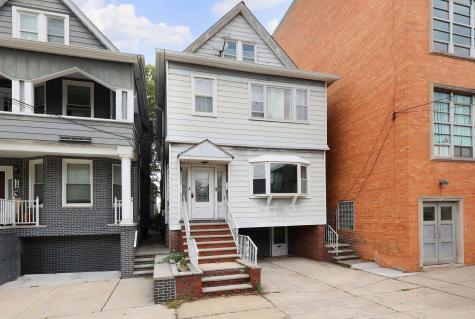 85 West 46th Street Bayonne NJ 07002