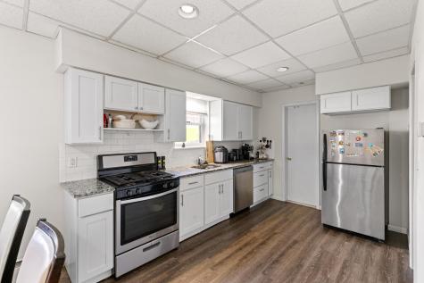 632 Chase Avenue Lyndhurst NJ 07071