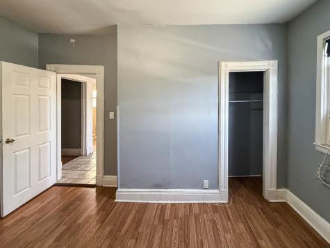 341 Avenue E Bayonne NJ 07002