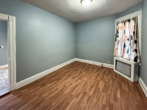 341 Avenue E Bayonne NJ 07002