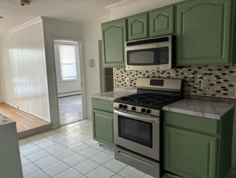 387 Avenue C Bayonne NJ 07002-0000