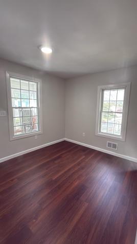 8 Hampton Street Newton NJ 07860