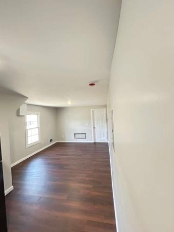 8 Hampton Street Newton NJ 07860