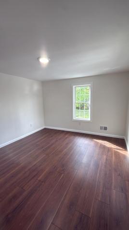 8 Hampton Street Newton NJ 07860