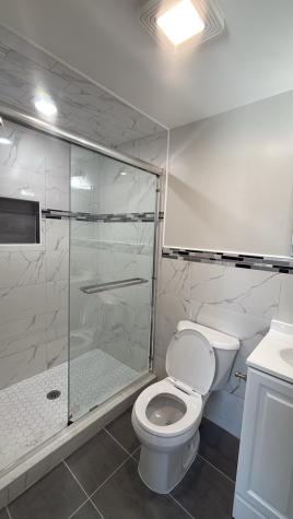 8 Hampton Street Newton NJ 07860
