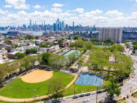 605 New York Avenue Union City NJ 07087