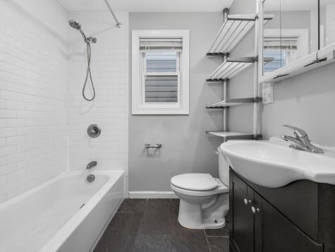 86 West 45th Street Bayonne NJ 07002